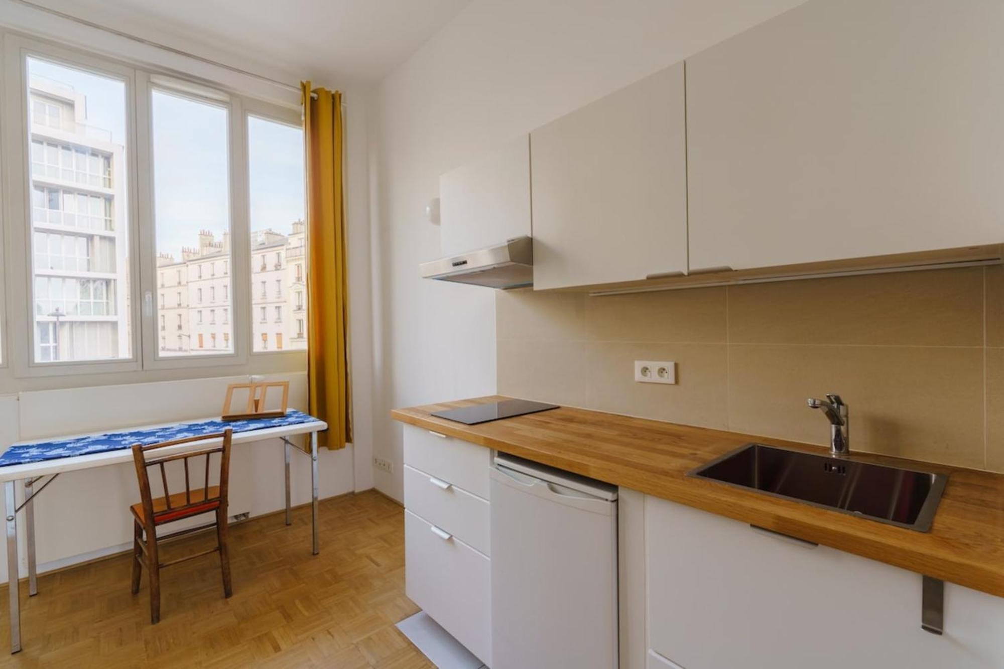 Centrally-located Studio Reuilly-diderot * Paris